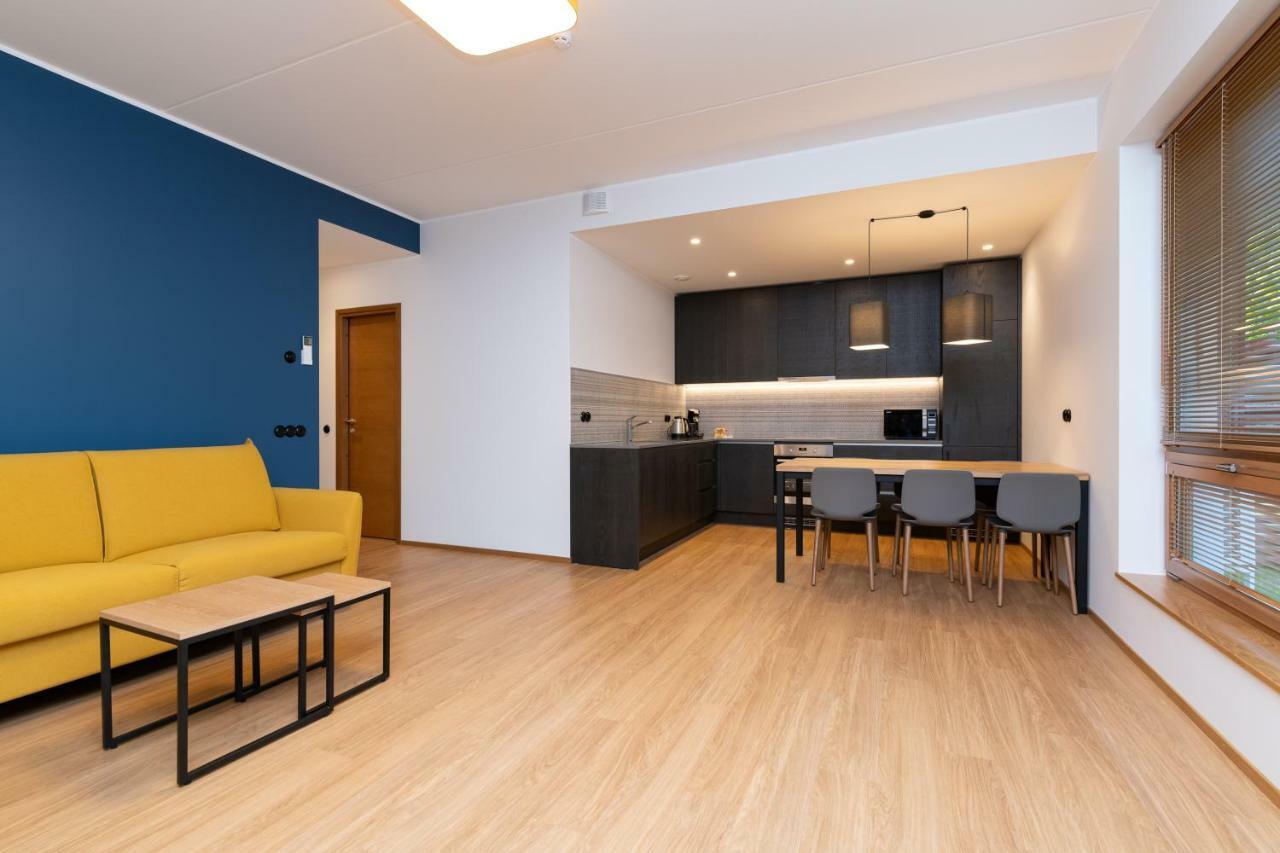 Self-Check-In 2 Bedroom Apartment With A Terrace And Free Parking Талин Екстериор снимка