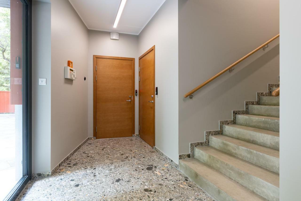 Self-Check-In 2 Bedroom Apartment With A Terrace And Free Parking Талин Екстериор снимка